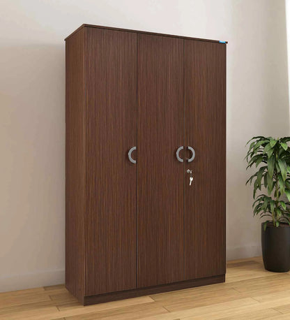 Massif 3 Door Wardrobe In Legno Oak Finish